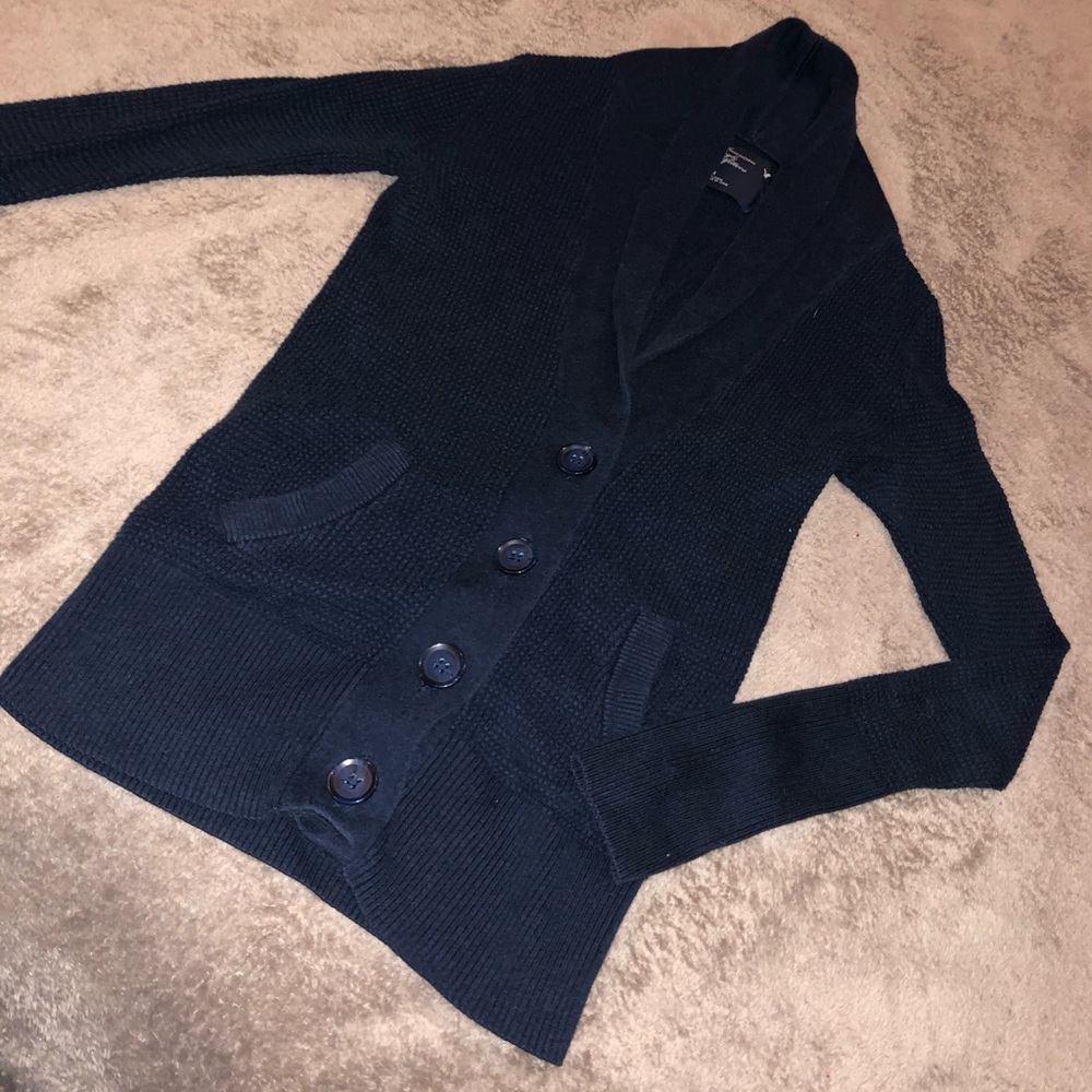 American eagle sweater